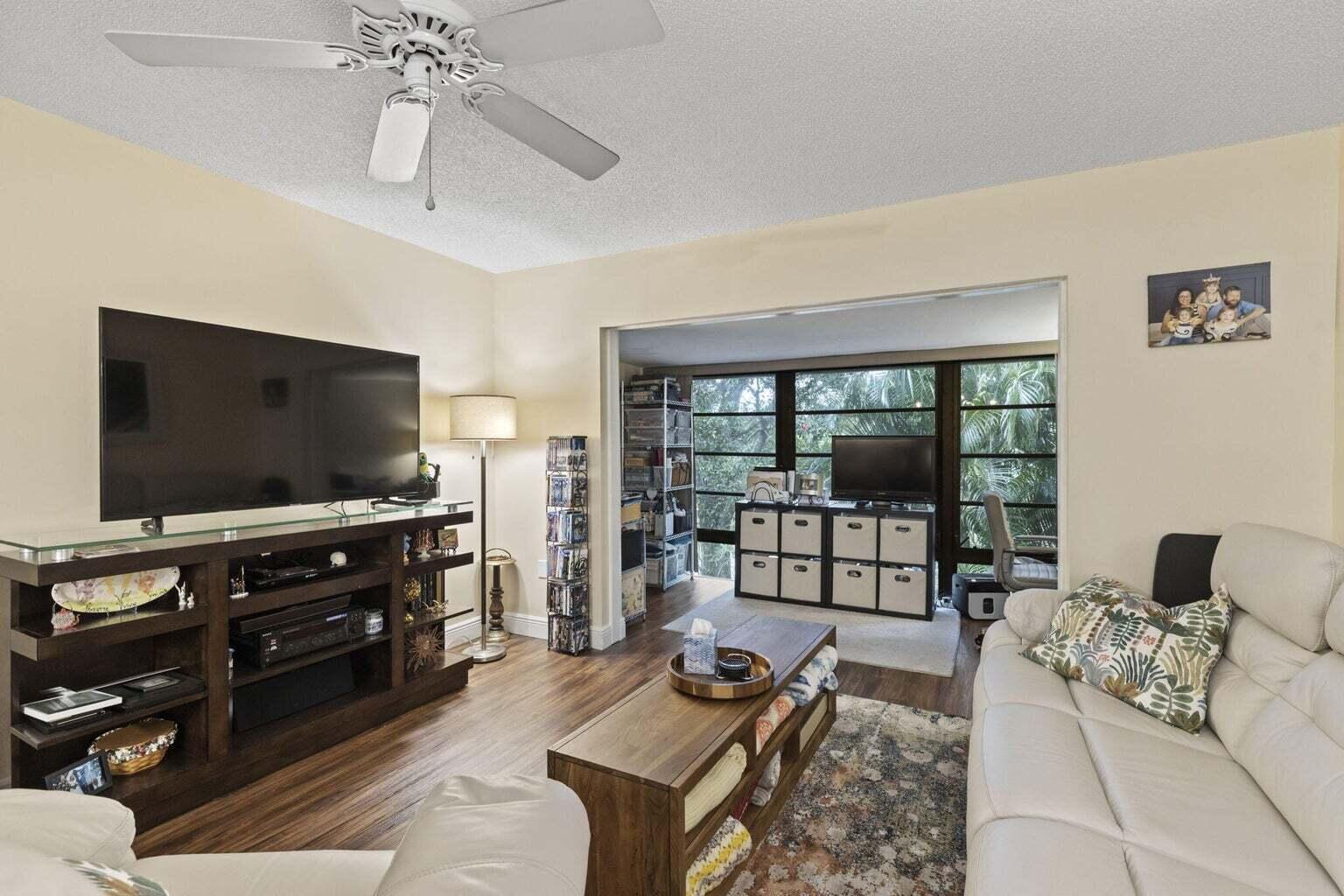 2302 Sunrise Boulevard 206