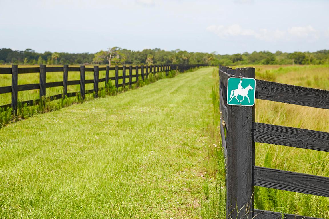 MARTIN COUNTY RANCH COMMUNITY - Land