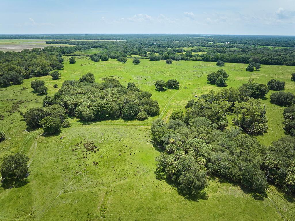 MARTIN COUNTY RANCH COMMUNITY - Land