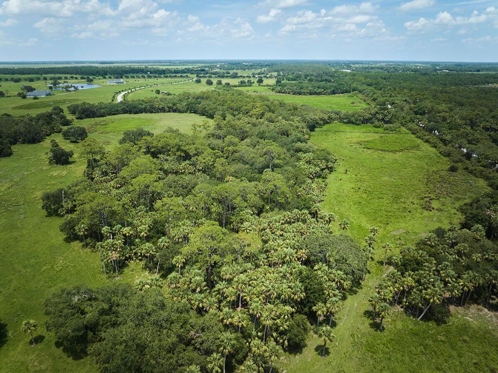 MARTIN COUNTY RANCH COMMUNITY - Land