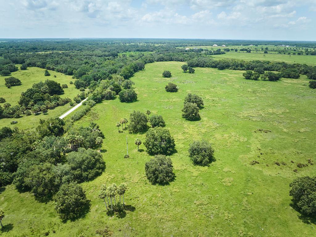MARTIN COUNTY RANCH COMMUNITY - Land