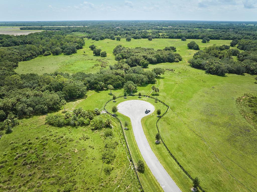 MARTIN COUNTY RANCH COMMUNITY - Land