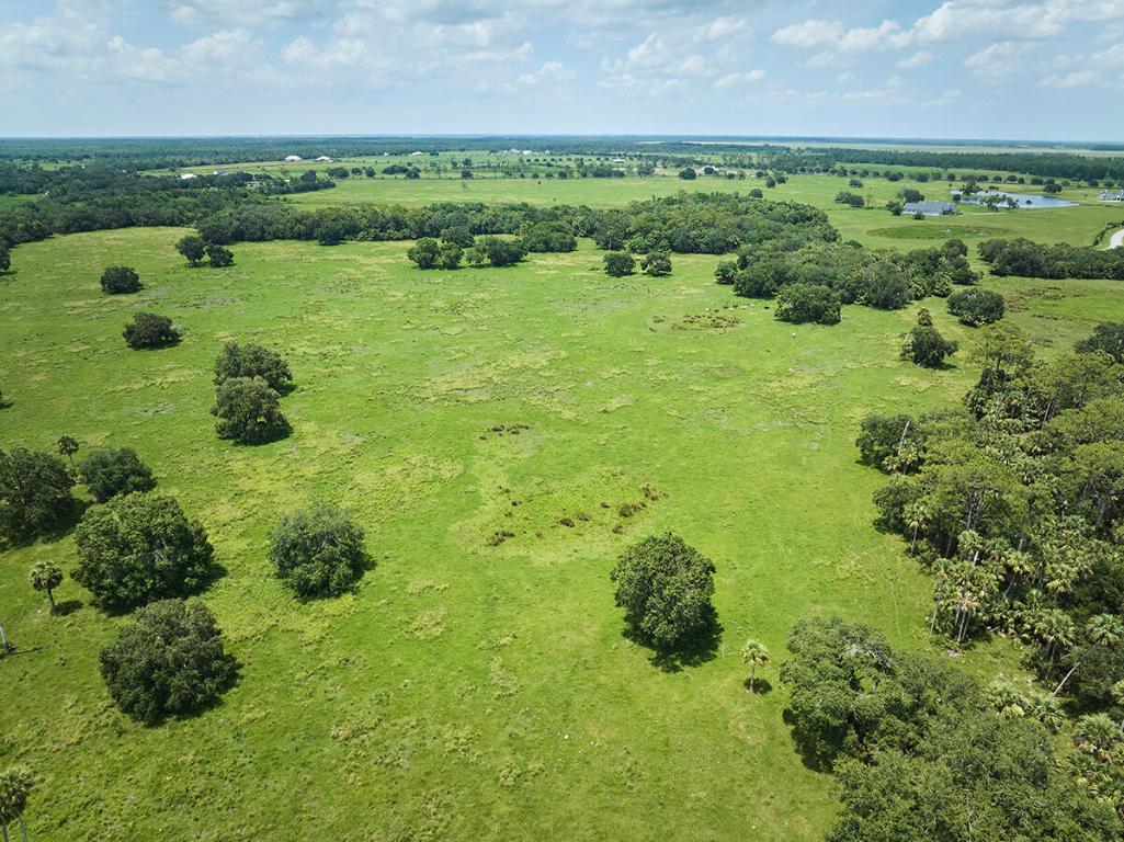 MARTIN COUNTY RANCH COMMUNITY - Land