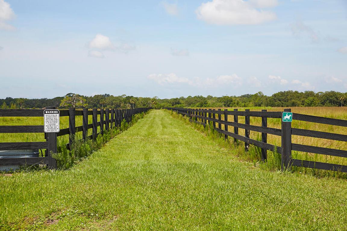 MARTIN COUNTY RANCH COMMUNITY - Land