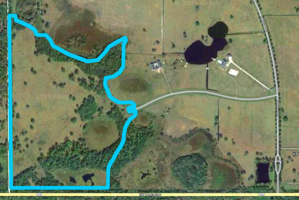 MARTIN COUNTY RANCH COMMU - Land