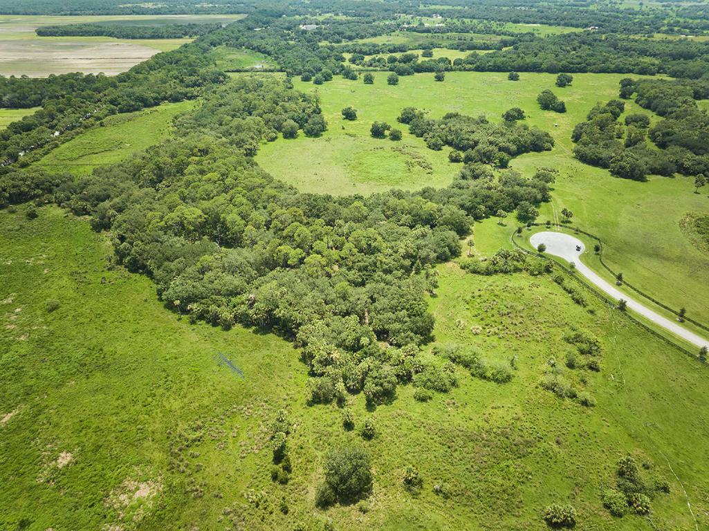 MARTIN COUNTY RANCH COMMUNITY - Land