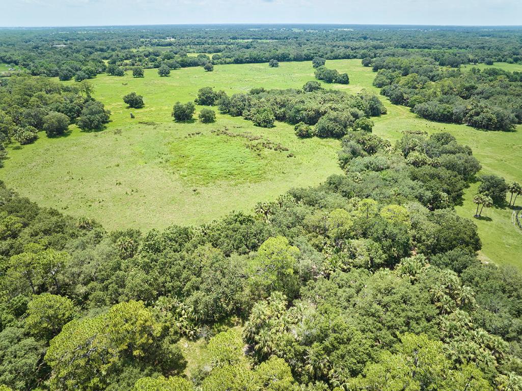 MARTIN COUNTY RANCH COMMUNITY - Land