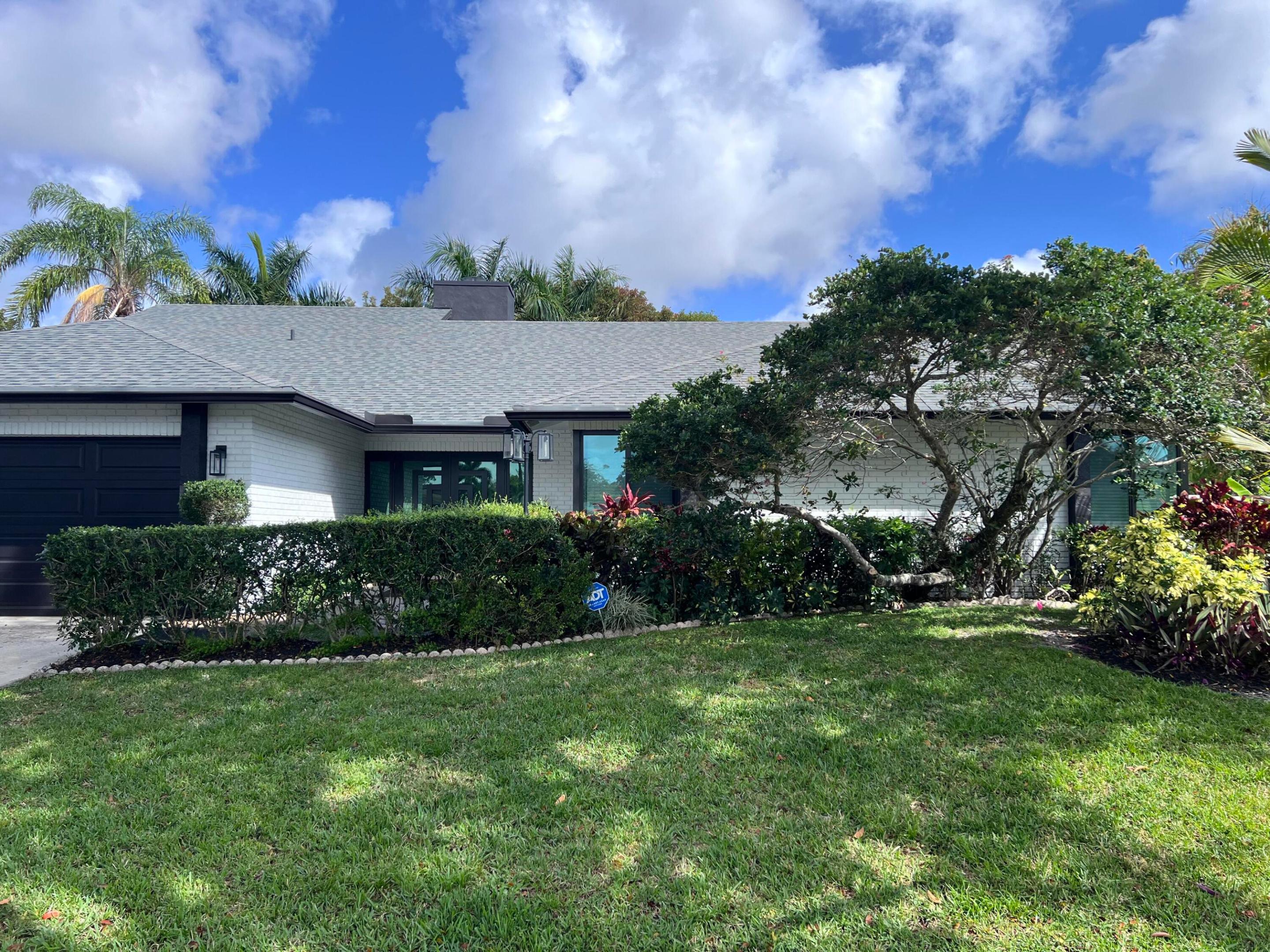 BOCA MADERA UNIT 2 - Residential