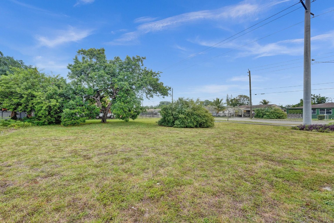 Normandy Park - Land