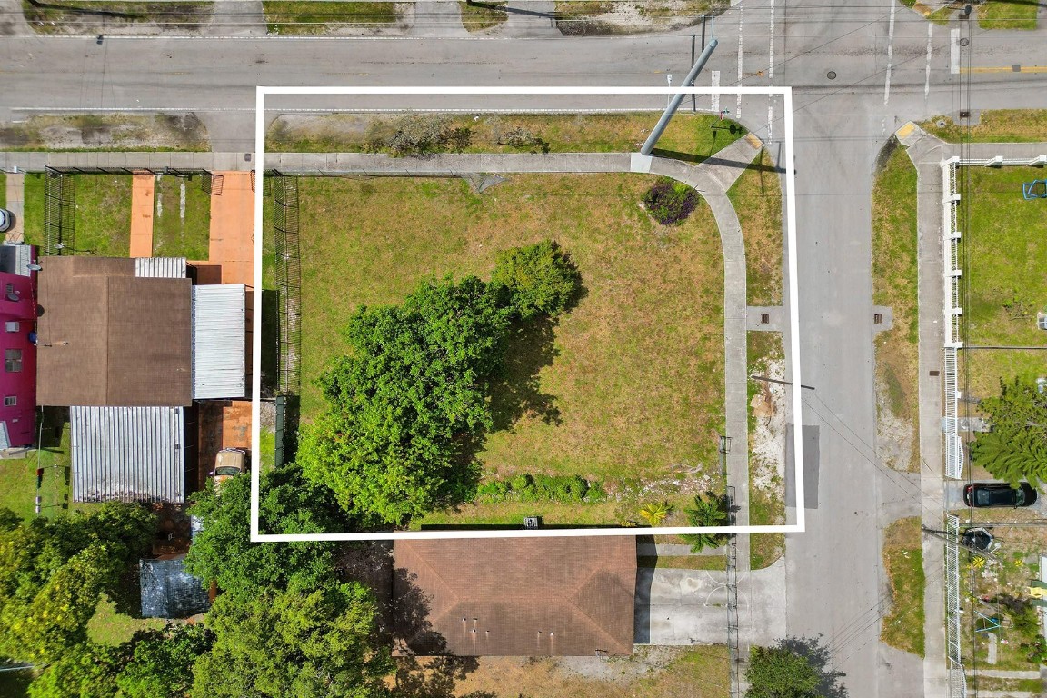 Normandy Park - Land