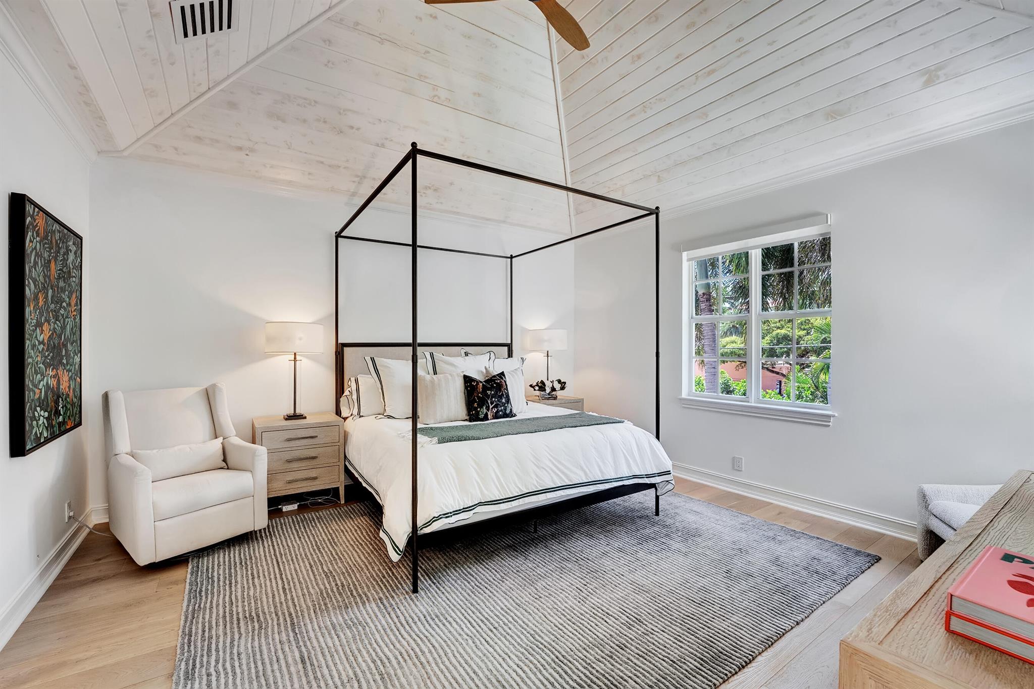 INDIES - Residential