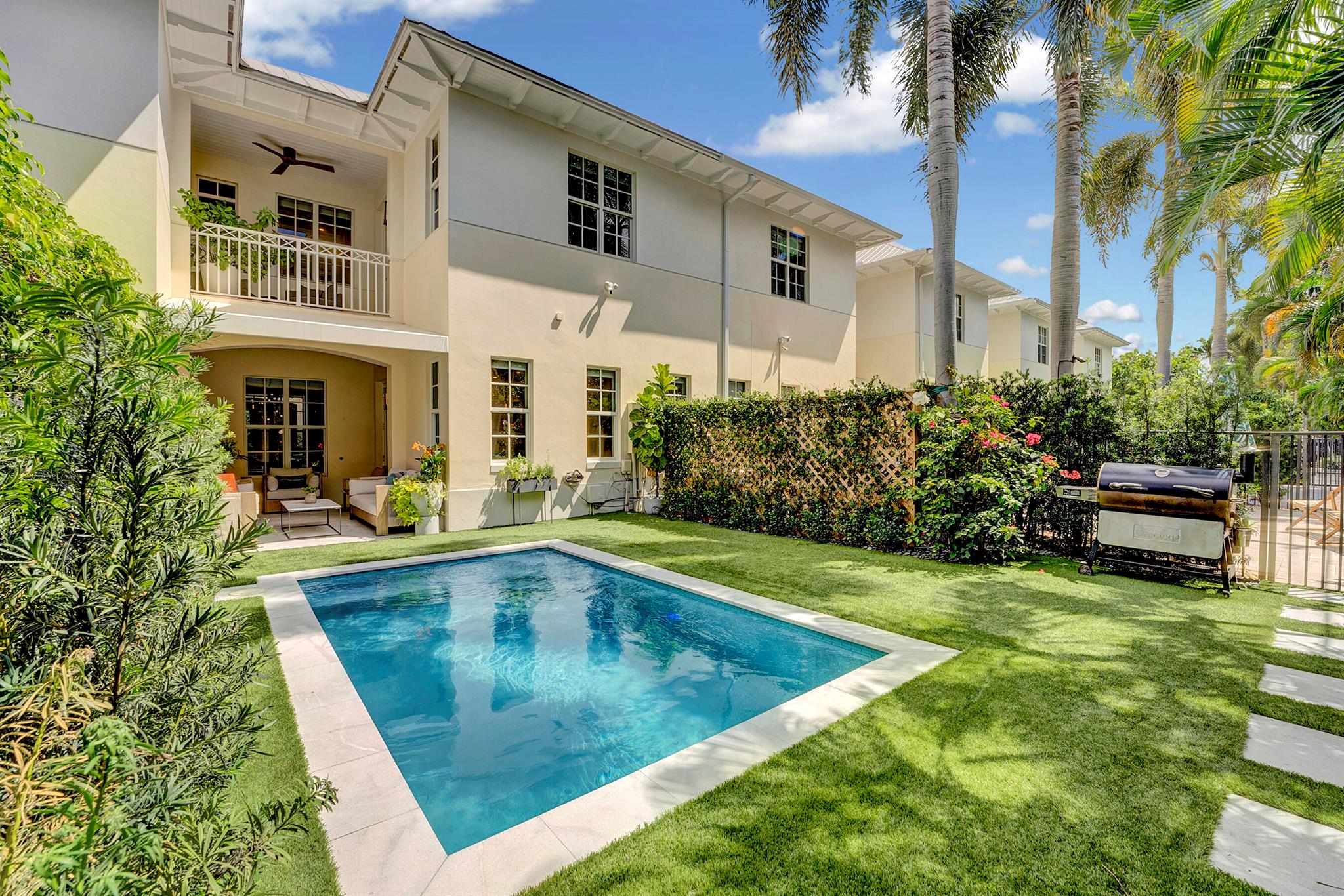 INDIES - Residential