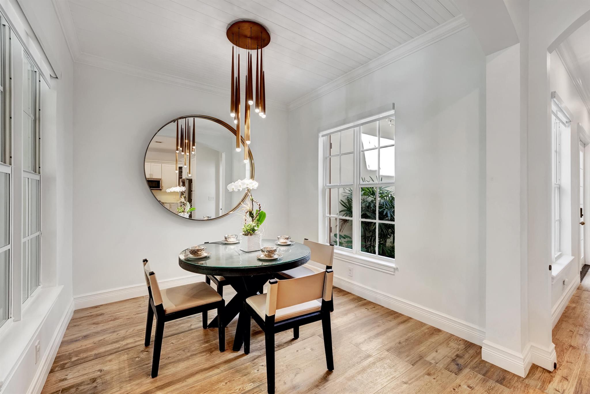 INDIES - Residential