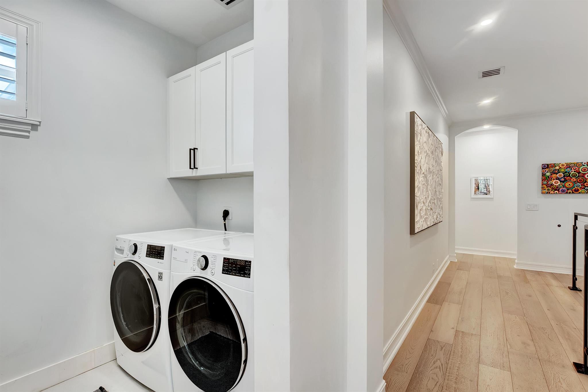 INDIES - Residential