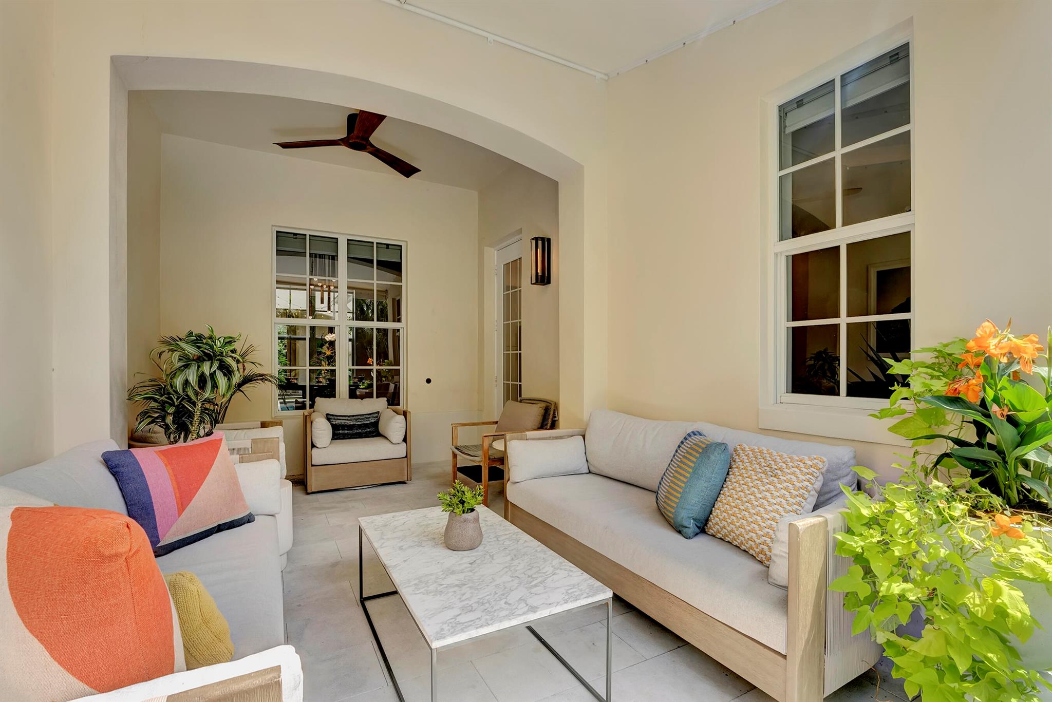 INDIES - Residential