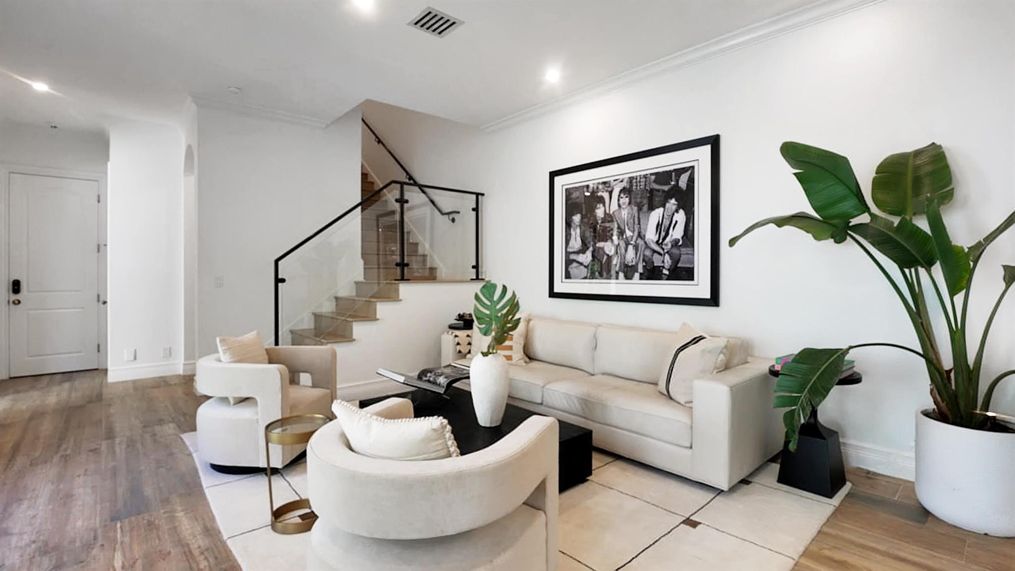 INDIES - Residential