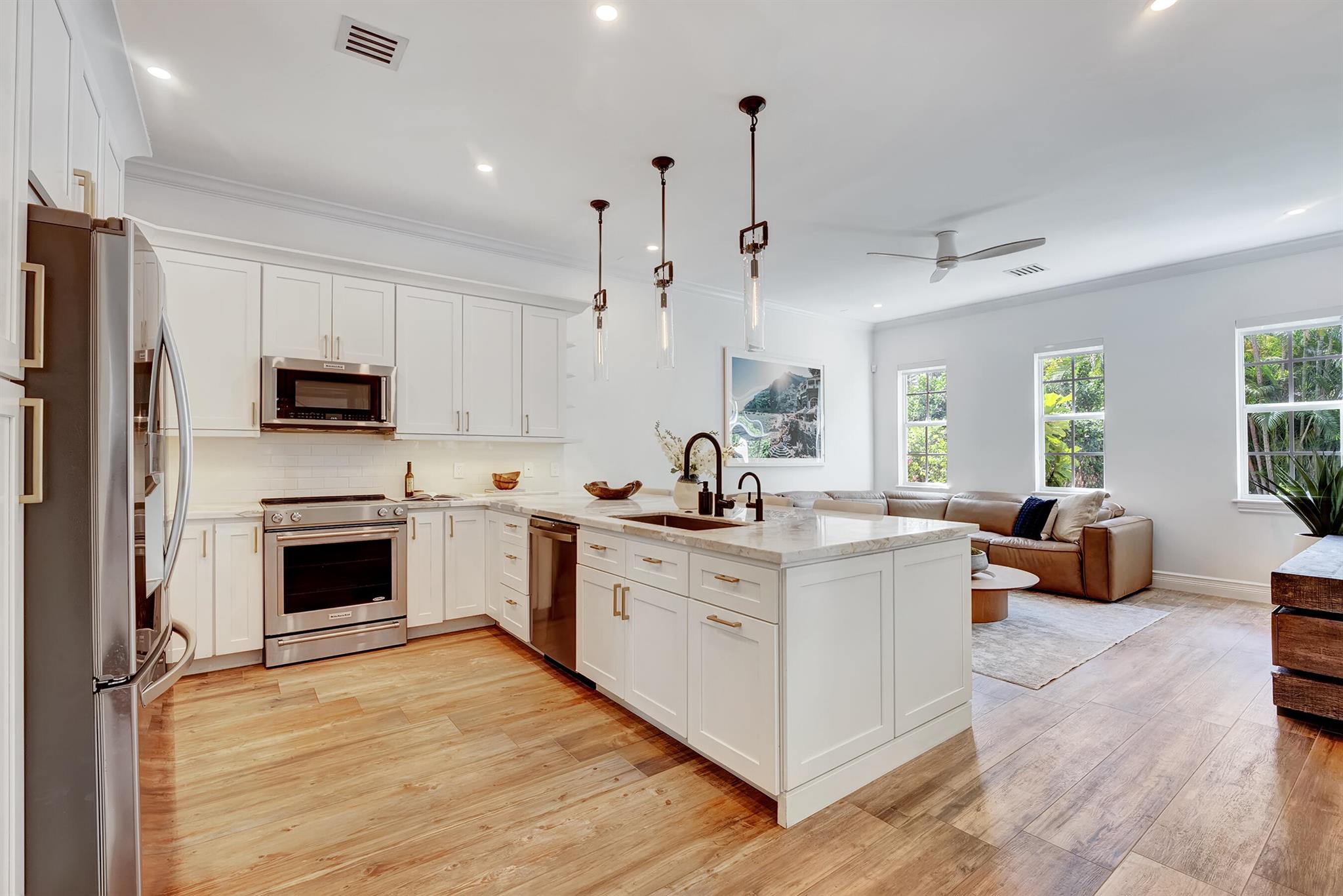 INDIES - Residential