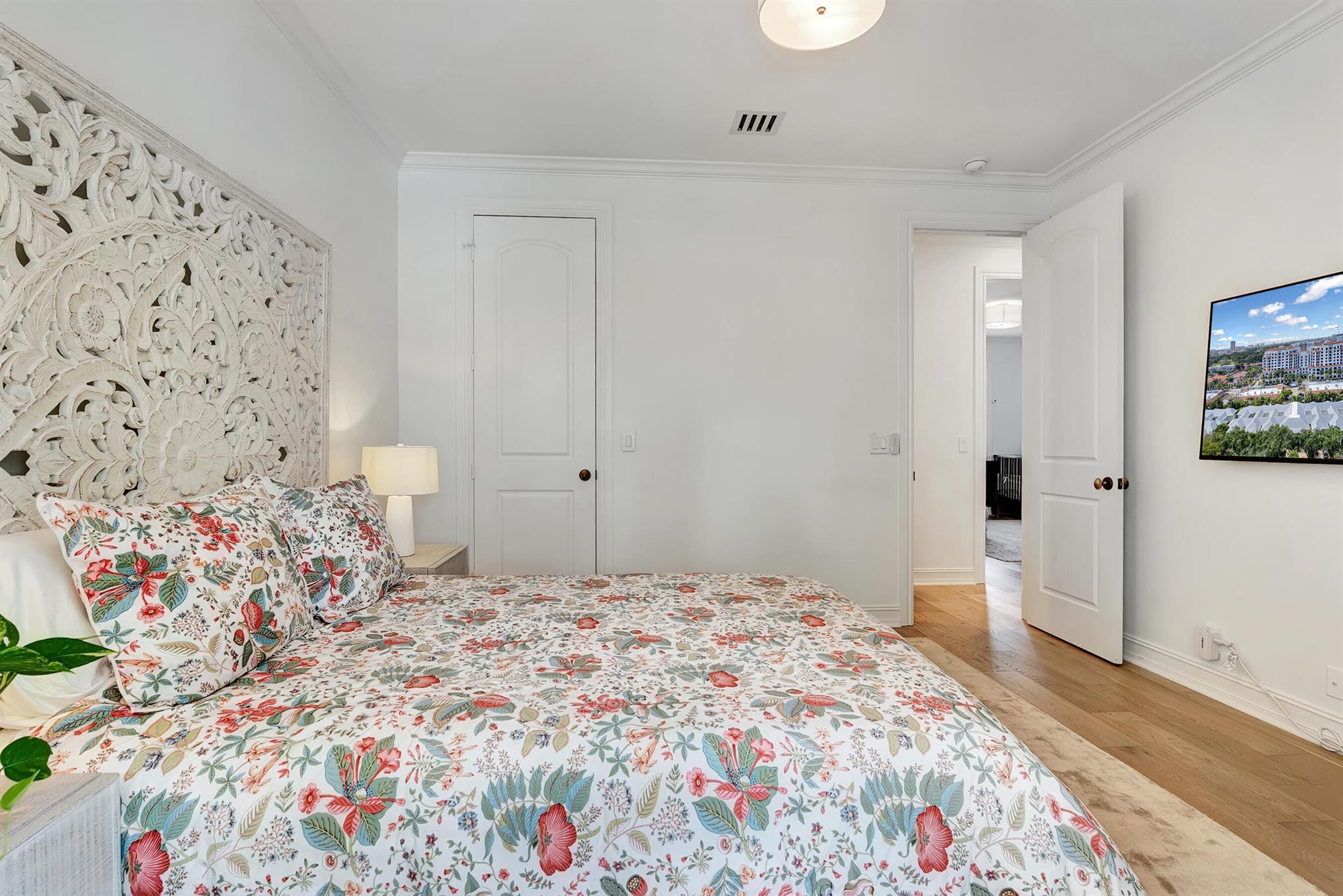 INDIES - Residential