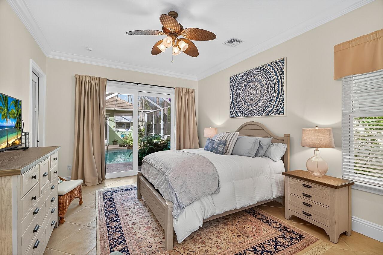 SEASONS - Residential