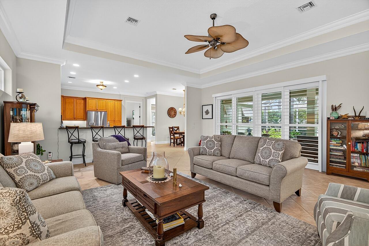 SEASONS - Residential