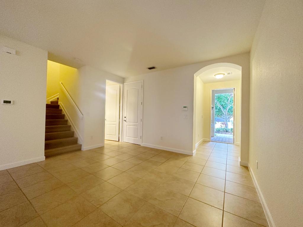 DEBUYS PLAT - Residential Lease