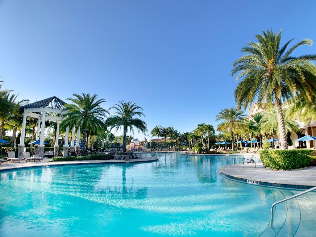 DEBUYS PLAT - Residential Lease