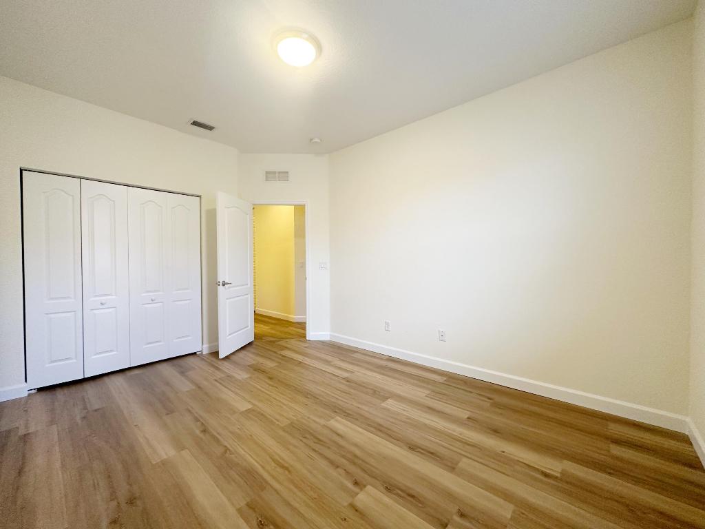 DEBUYS PLAT - Residential Lease