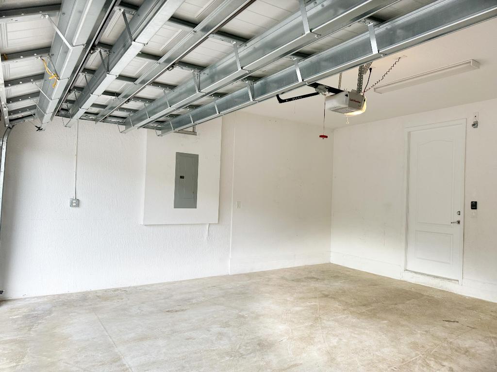 DEBUYS PLAT - Residential Lease