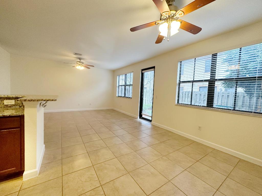 DEBUYS PLAT - Residential Lease