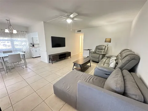 85 Ventnor E Unit 85, Deerfield Beach, FL 33442 - MLS#: F10489168