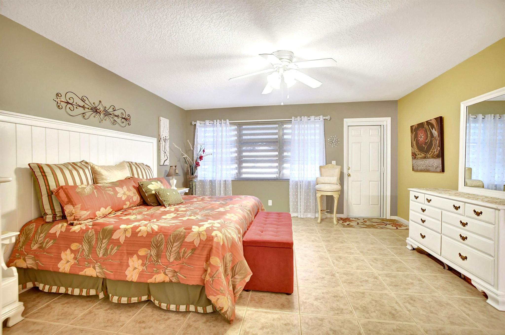 HIGH POINT OF DELRAY SEC 7 CONDO - Residential