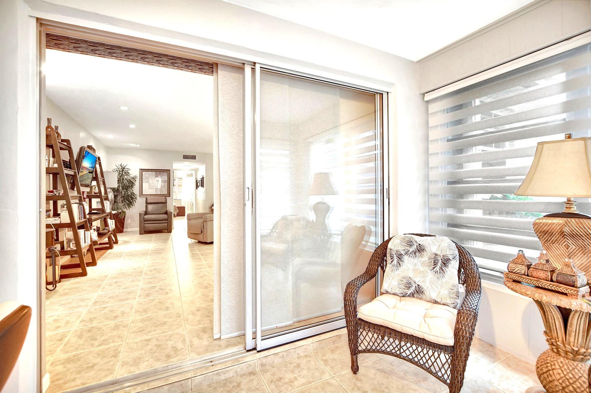 HIGH POINT OF DELRAY SEC 7 CONDO - Residential