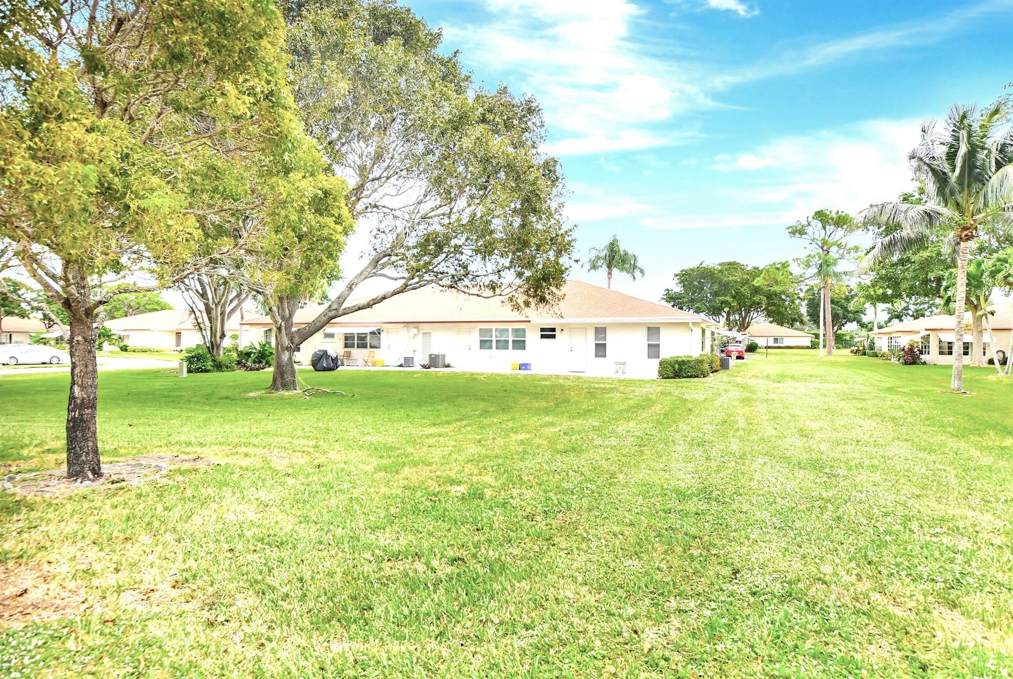 HIGH POINT OF DELRAY SEC 7 CONDO - Residential