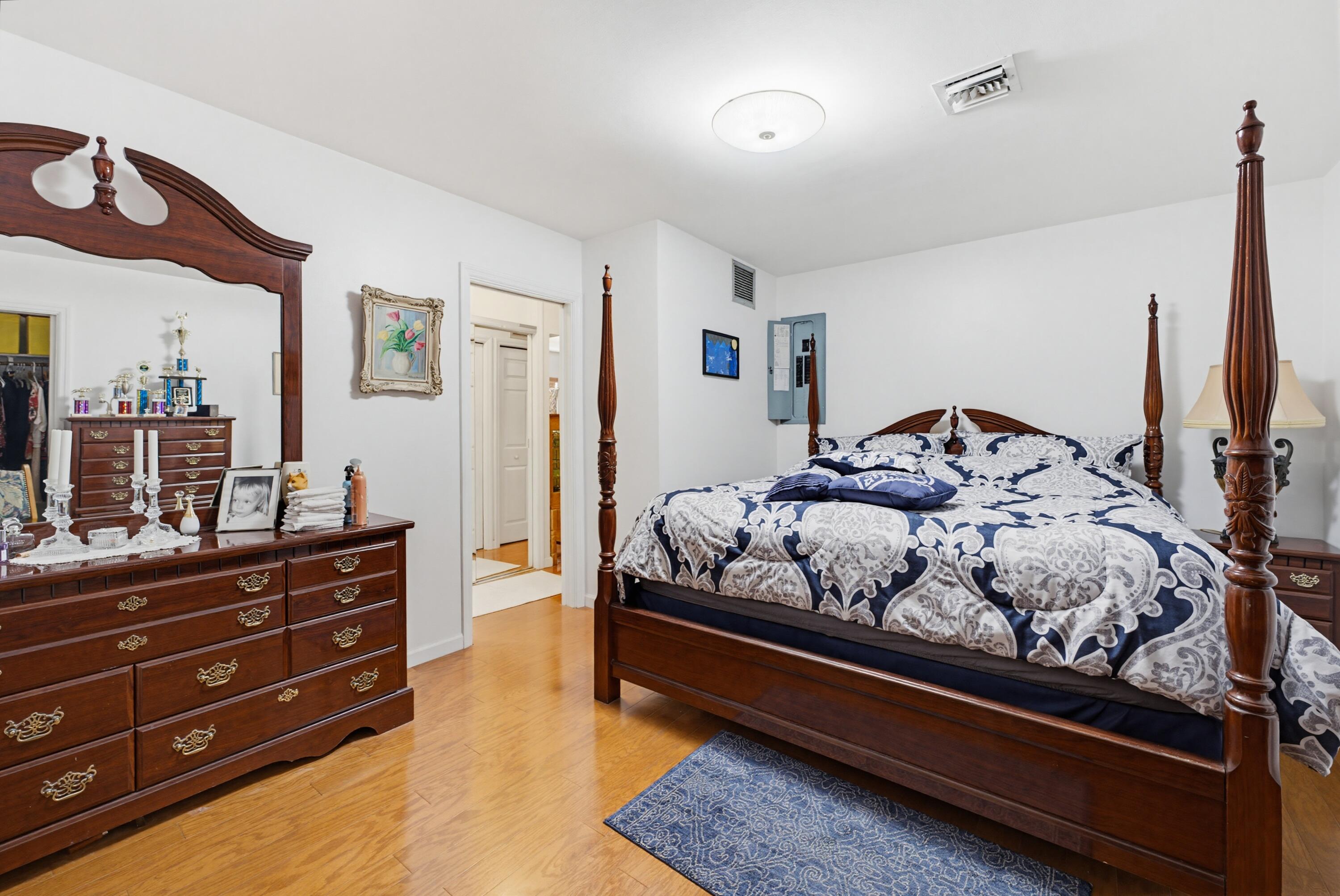 HOLLY HOUSE INC CONDO IN - Residential