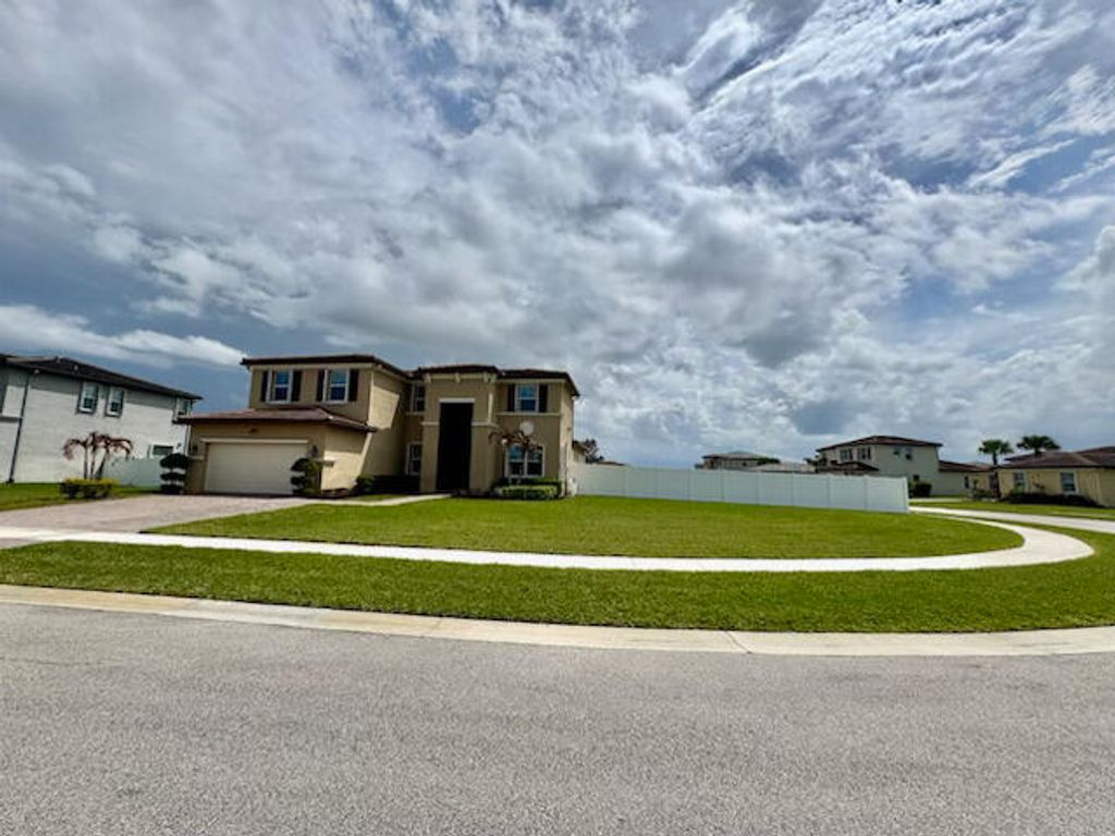 Photo of 7401 NW Farnsworth Circle NW, Port Saint Lucie, FL 34987 (MLS # B26013613)