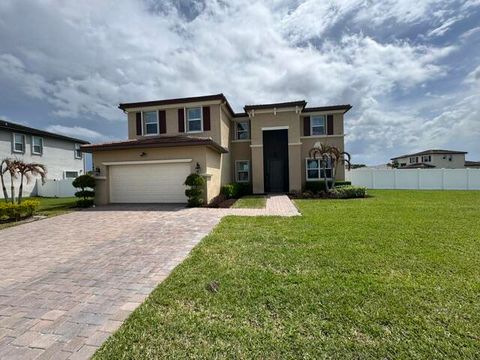 7401 NW Farnsworth Circle NW Port St Lucie FL 34987