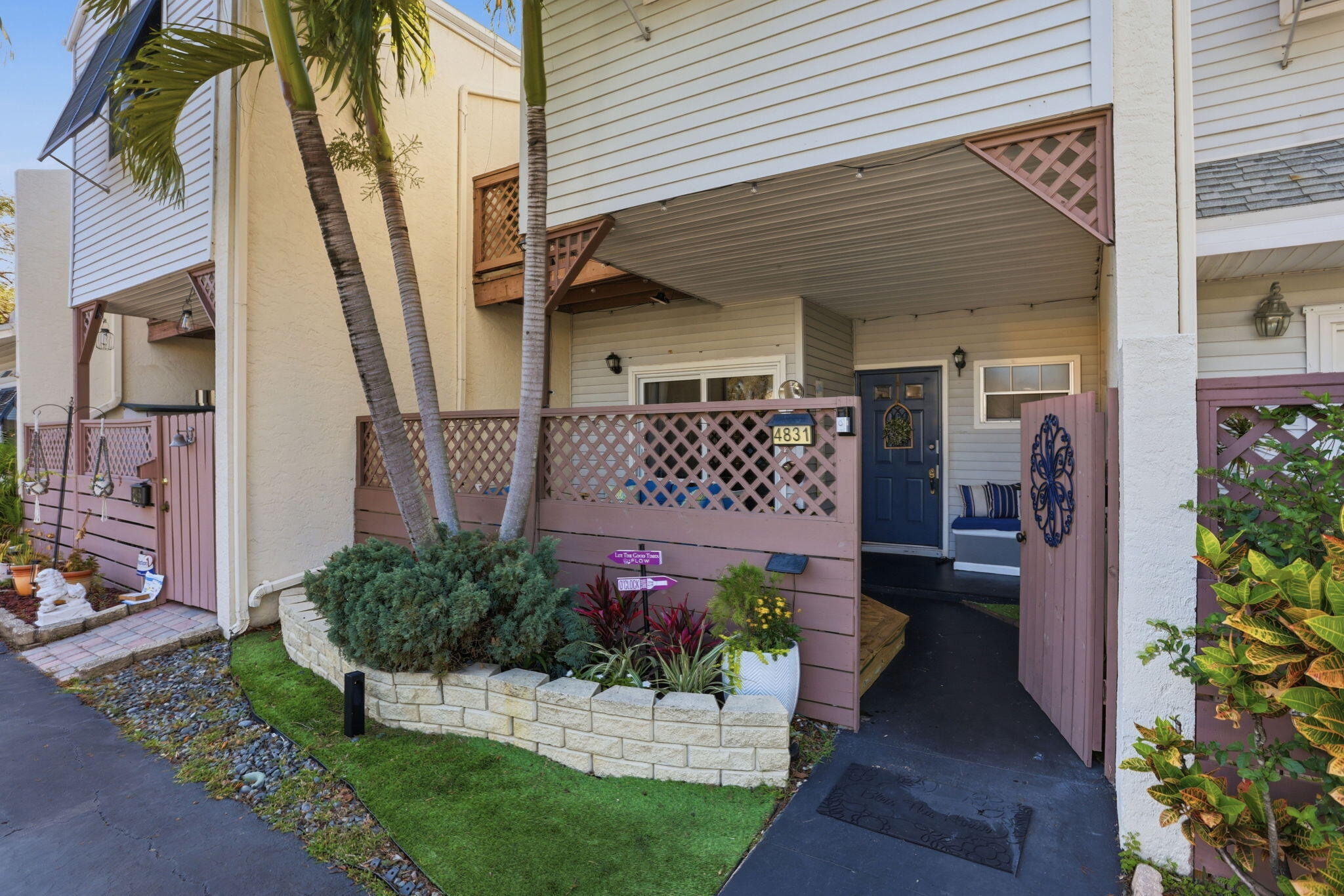 WOODLAKE SHORES - Residential