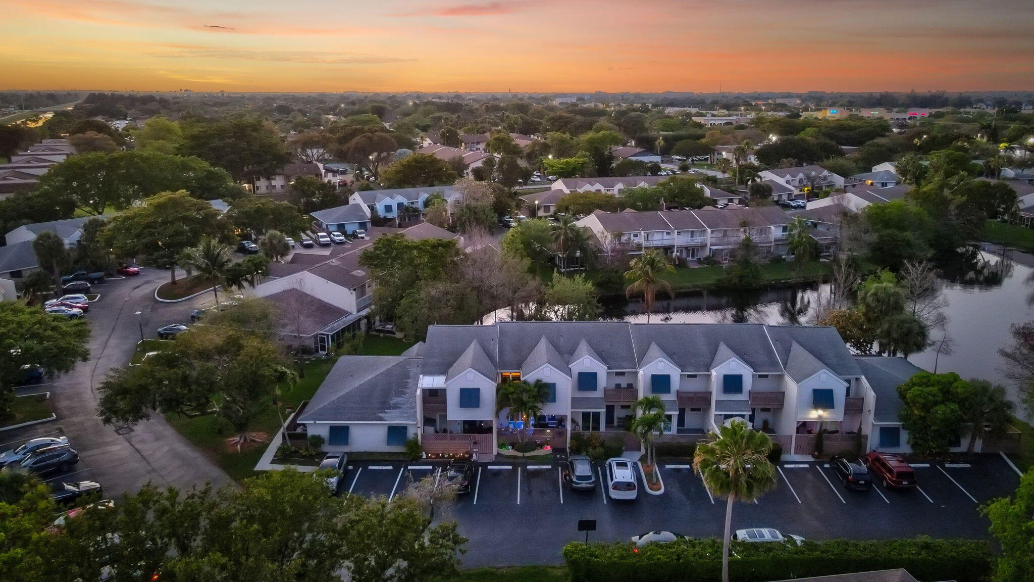 WOODLAKE SHORES - Residential