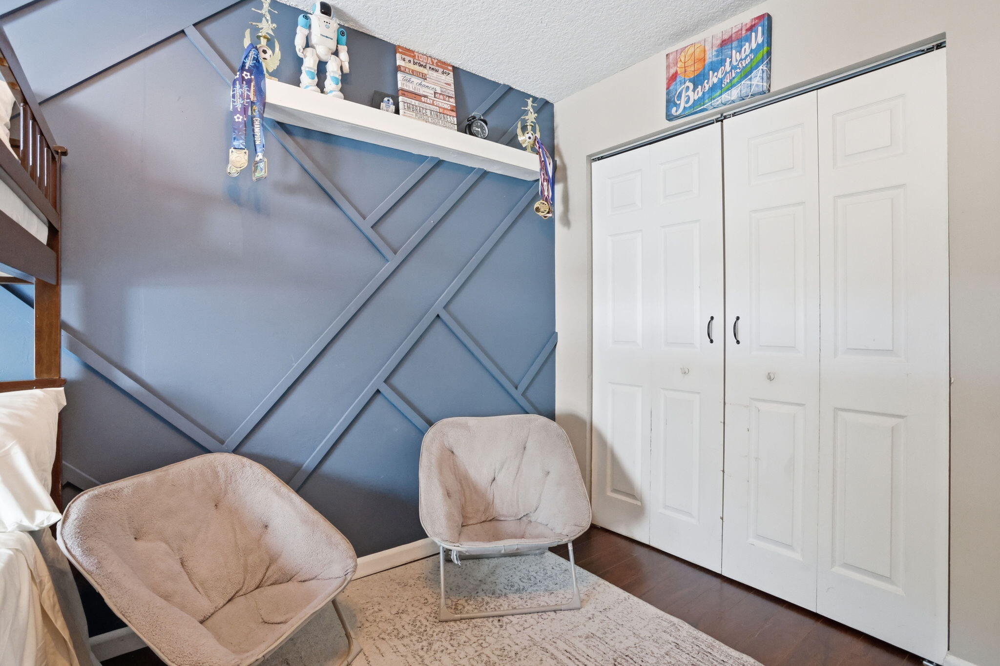 WOODLAKE SHORES - Residential