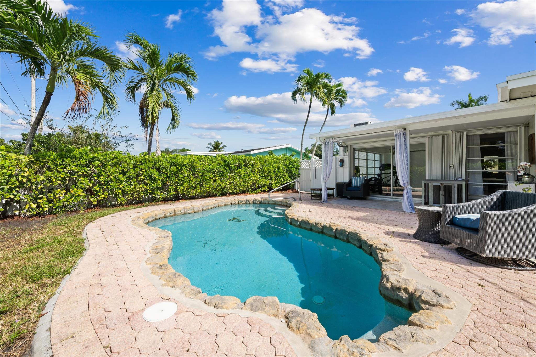 Lyons Park First Add 40-2 - Residential