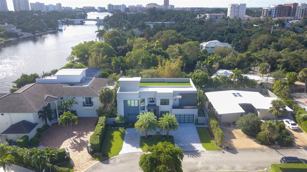 LEFT BANK ESTATES - Residential