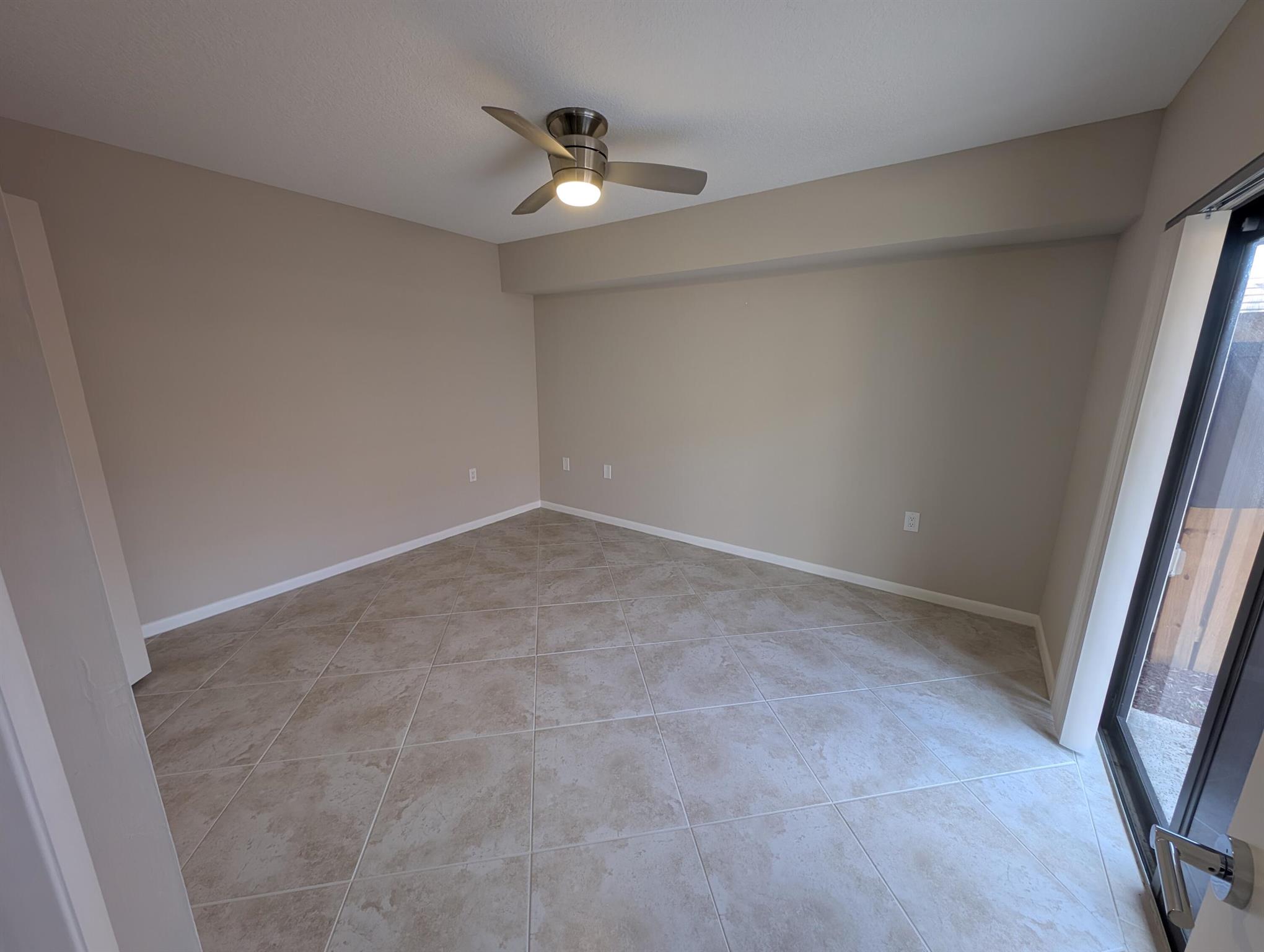 GARDEN LAKES AND GARDEN S - Residential Lease