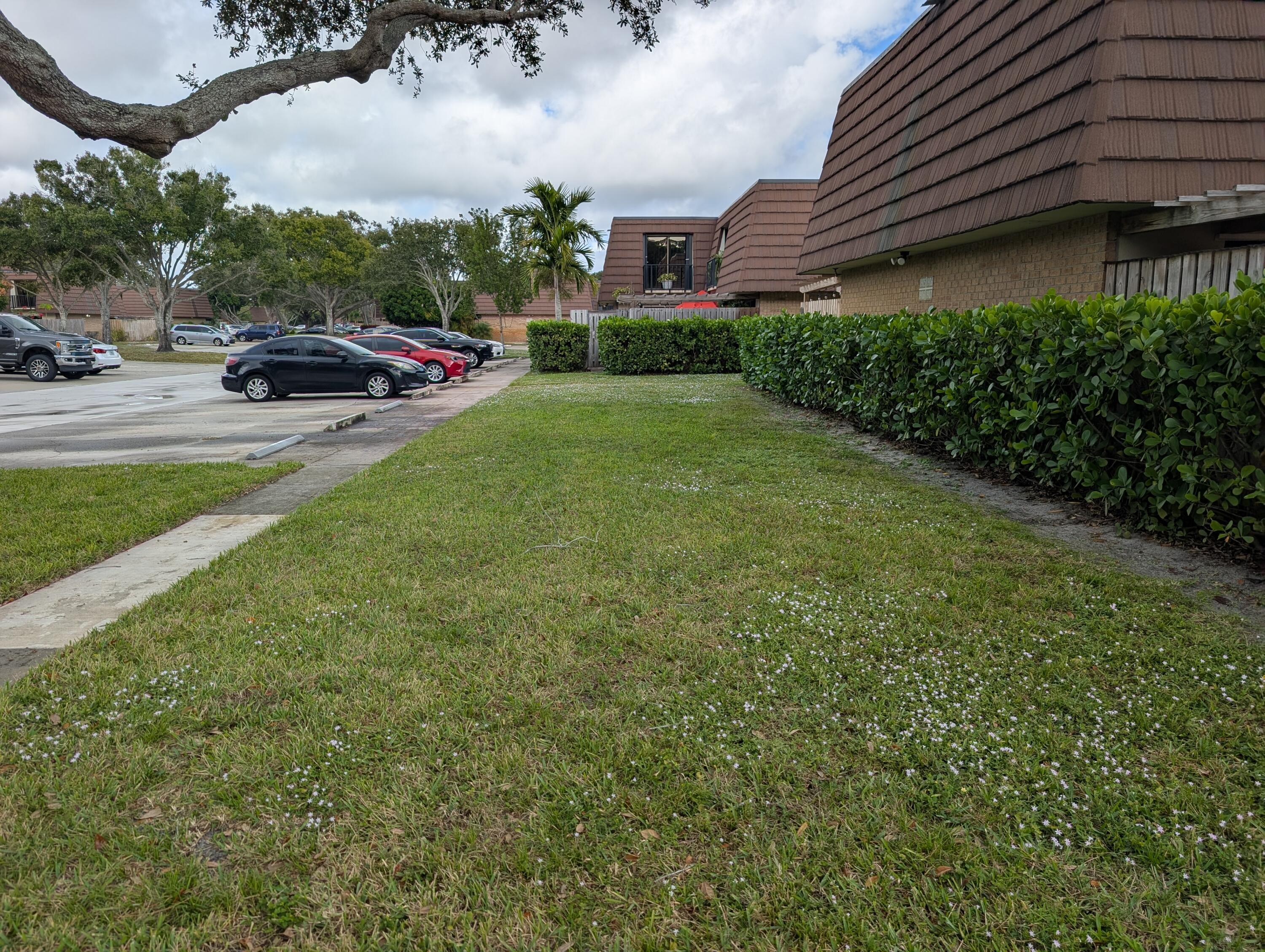 GARDEN LAKES AND GARDEN S - Residential Lease