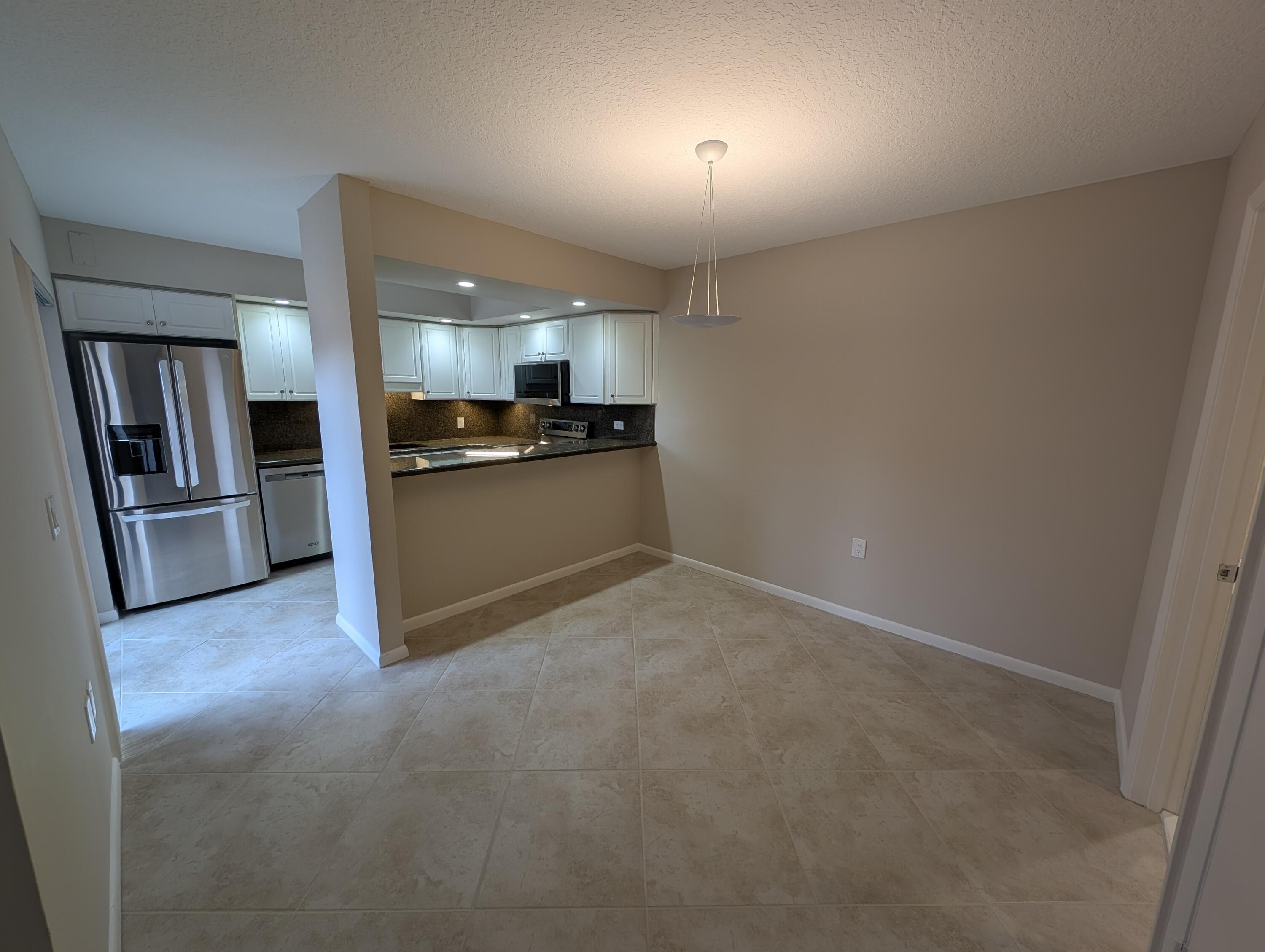 GARDEN LAKES AND GARDEN S - Residential Lease