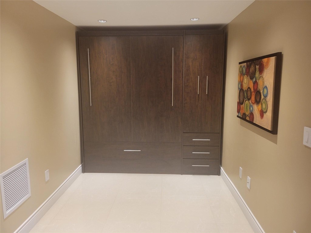 OCEAN RESERVE - Residential