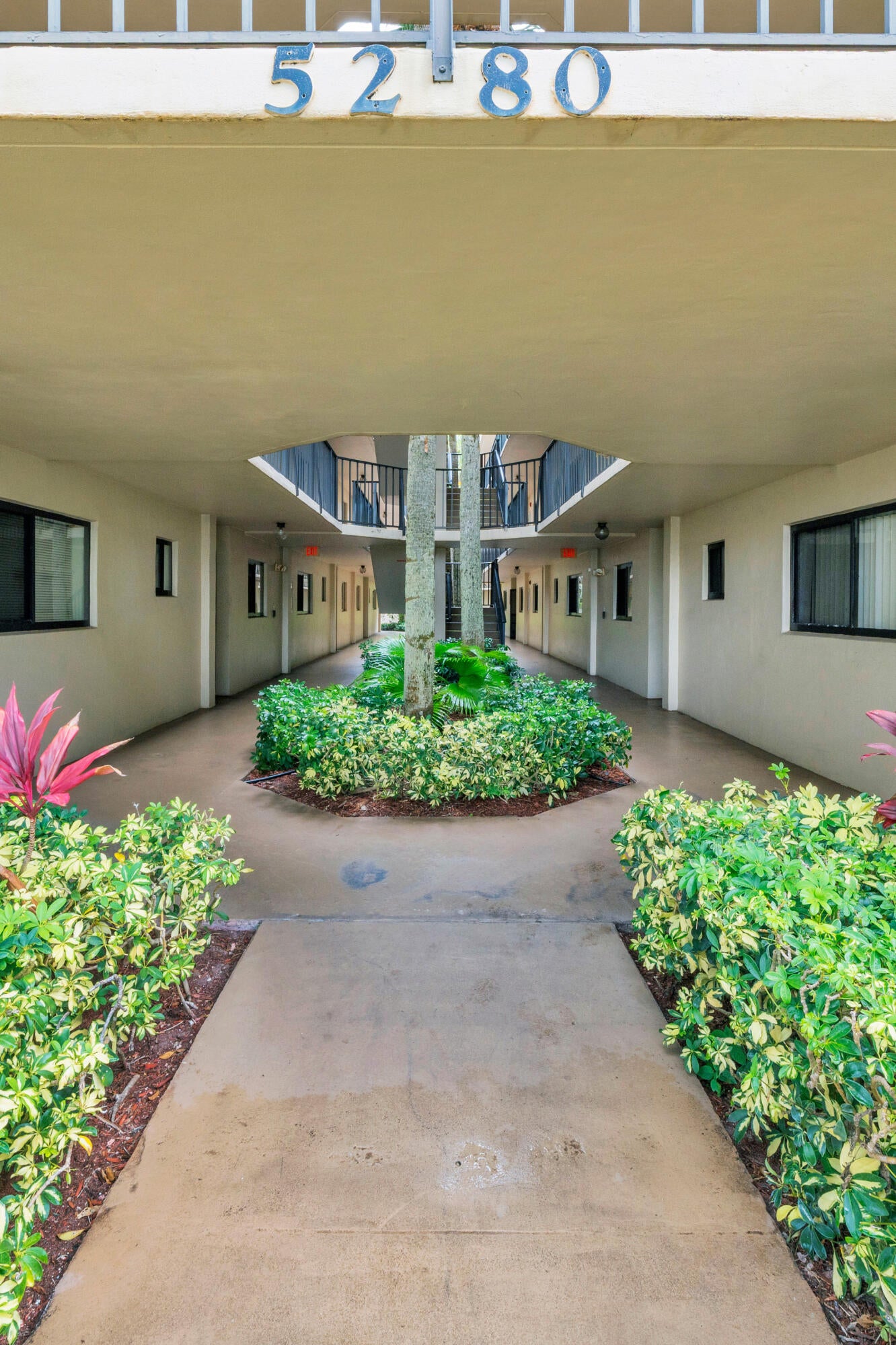 5280 LAS VERDES Circle 320