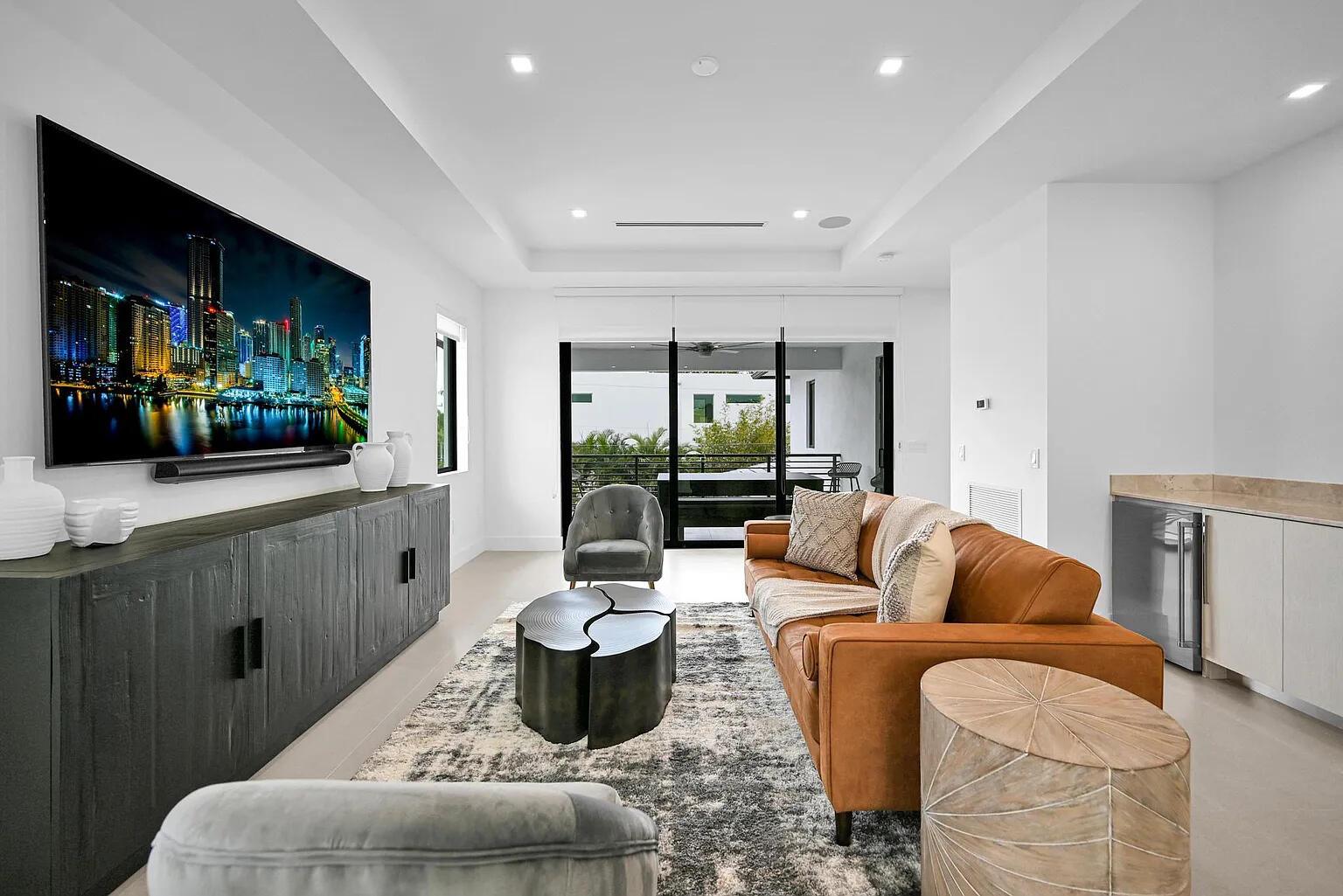 La Hacienda Delray - Residential