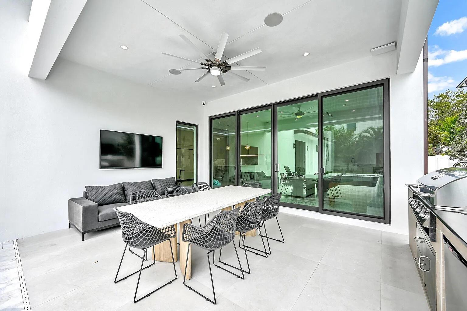 La Hacienda Delray - Residential