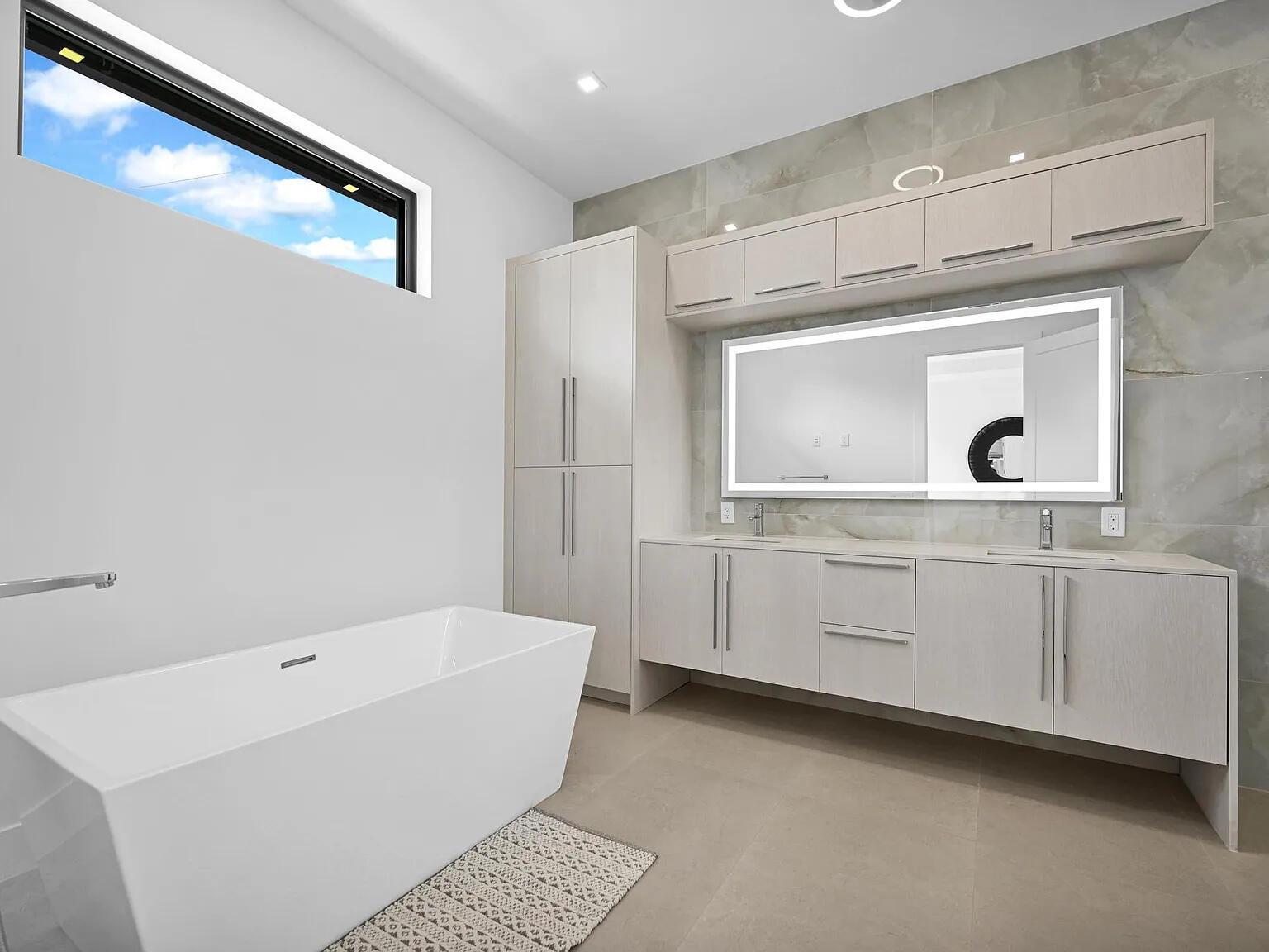 La Hacienda Delray - Residential