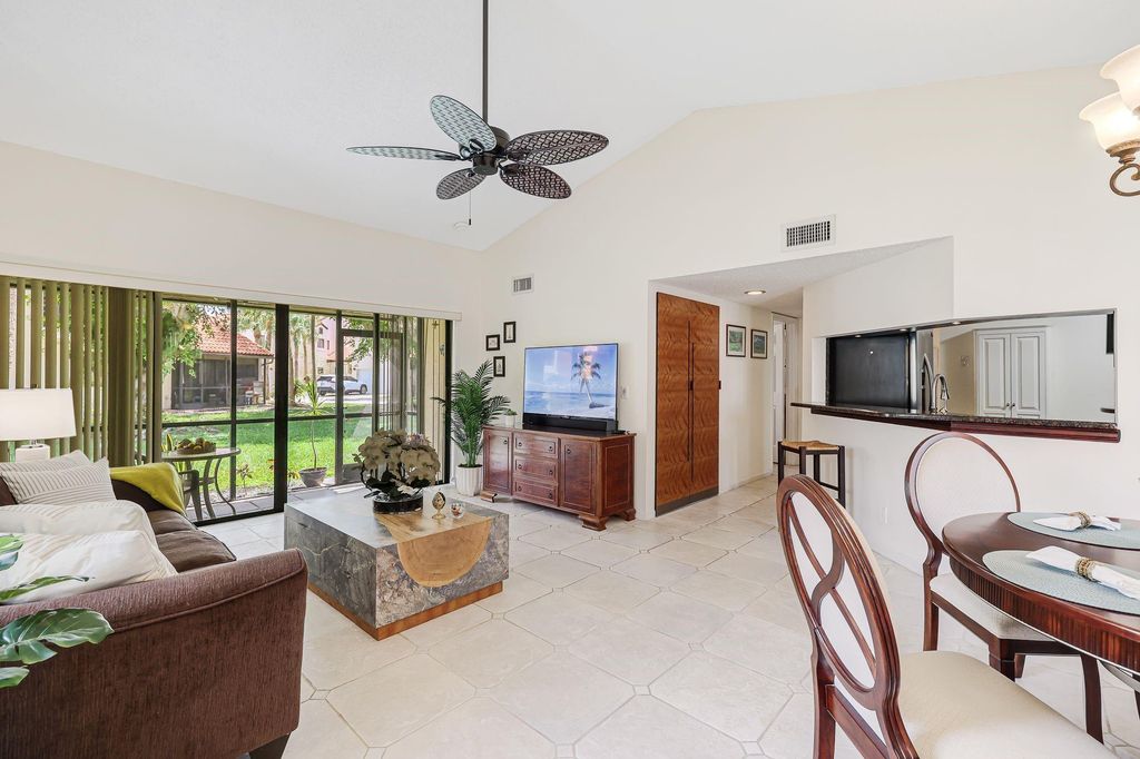 Photo of 8 Via De Casas Sur #101, Boynton Beach, FL 33426 (MLS # F10506476)